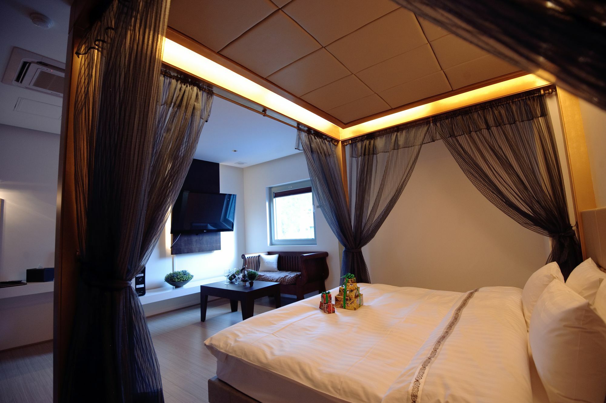 Jeonju Jazz Around Hotel ภายนอก รูปภาพ